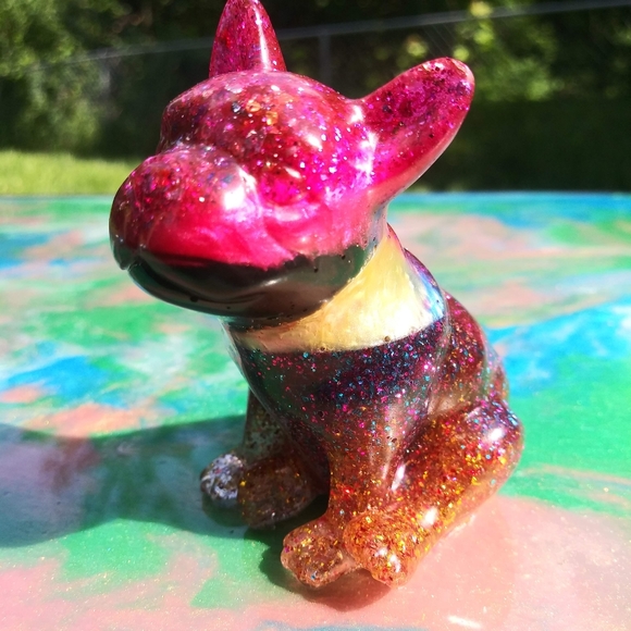 🐕SOLD🐕 Cute Frenchie Bulldog Resin Art Cute Sparkles Gift Shiny Handmade - Picture 9 of 15